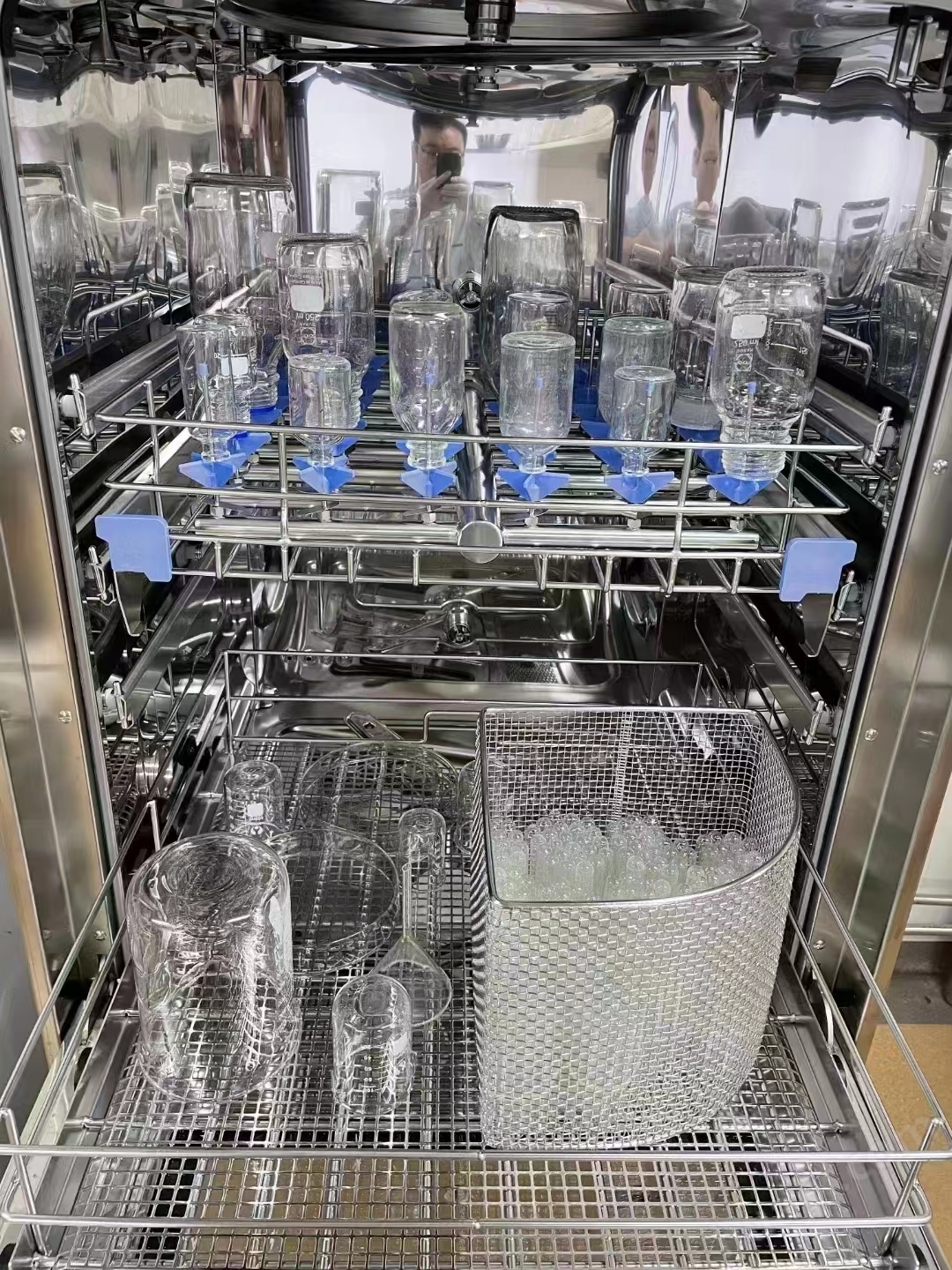 全自动玻璃器皿清洗机洗瓶机